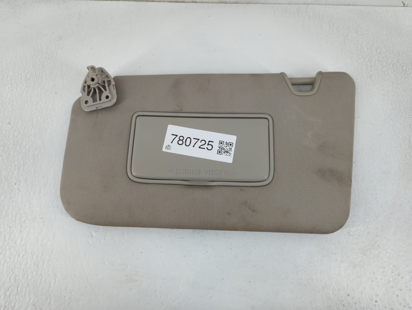 2018-2020 Nissan Rogue Sun Visor Shade Replacement Driver Left Mirror Fits Fits 2018 2019 2020 OEM Used Auto Parts - Oemused