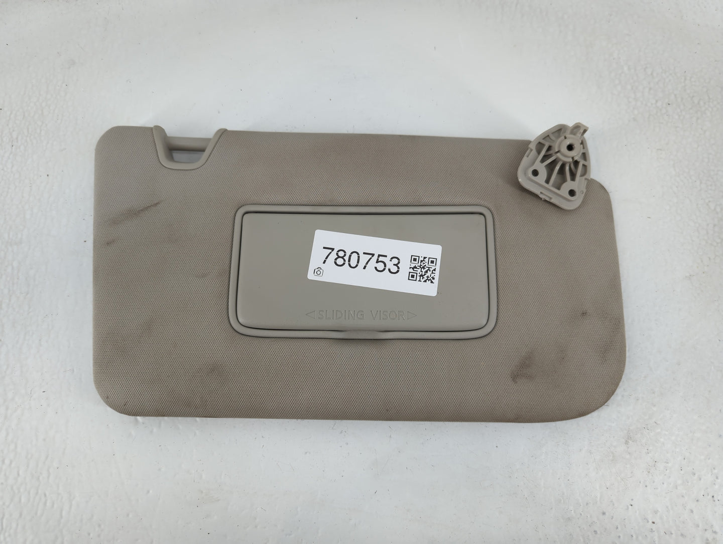 2018-2020 Nissan Rogue Sun Visor Shade Replacement Passenger Right Mirror Fits Fits 2018 2019 2020 OEM Used Auto Parts - Oem