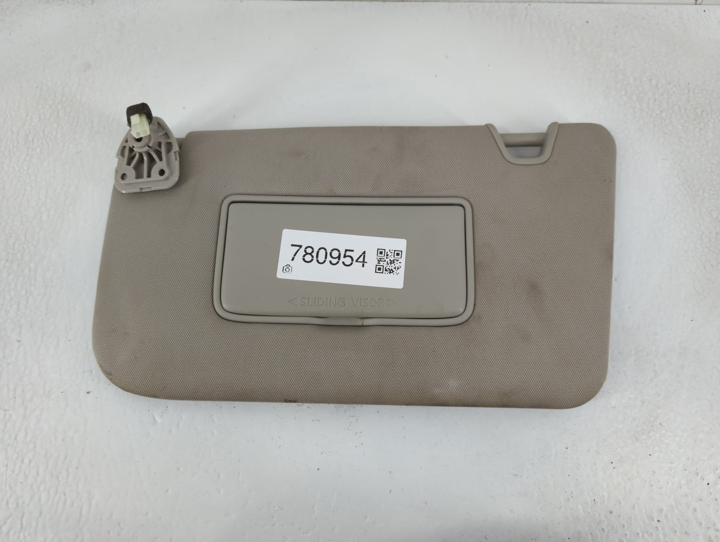 2018-2020 Nissan Rogue Sun Visor Shade Replacement Passenger Right Mirror Fits Fits 2018 2019 2020 OEM Used Auto Parts - Oem