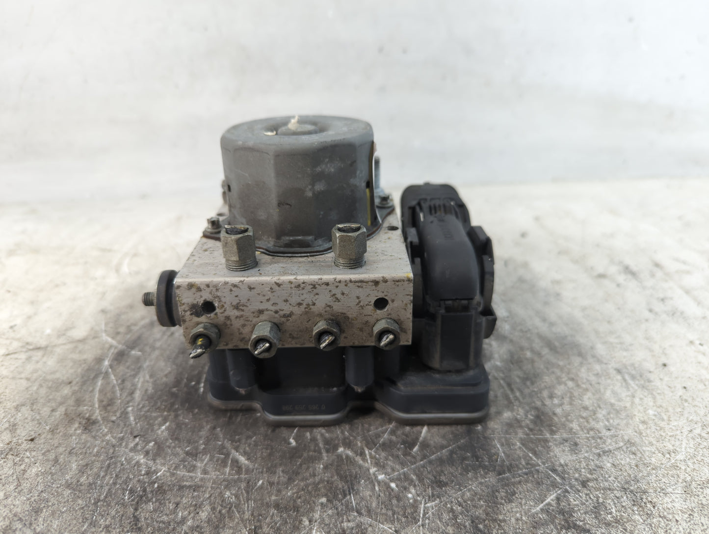 2018-2020 Nissan Rogue ABS Pump Control Module Replacement P/N:47660 9TG4A Fits Fits 2018 2019 2020 OEM Used Auto Parts - Oe