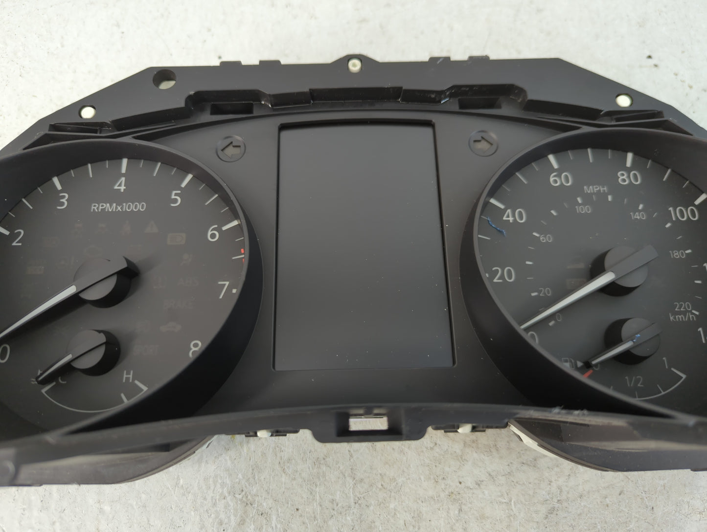 2018 Nissan Rogue Instrument Cluster Speedometer Gauges P/N:5HR0A/R0RI Fits OEM Used Auto Parts - Oemusedautoparts1.com