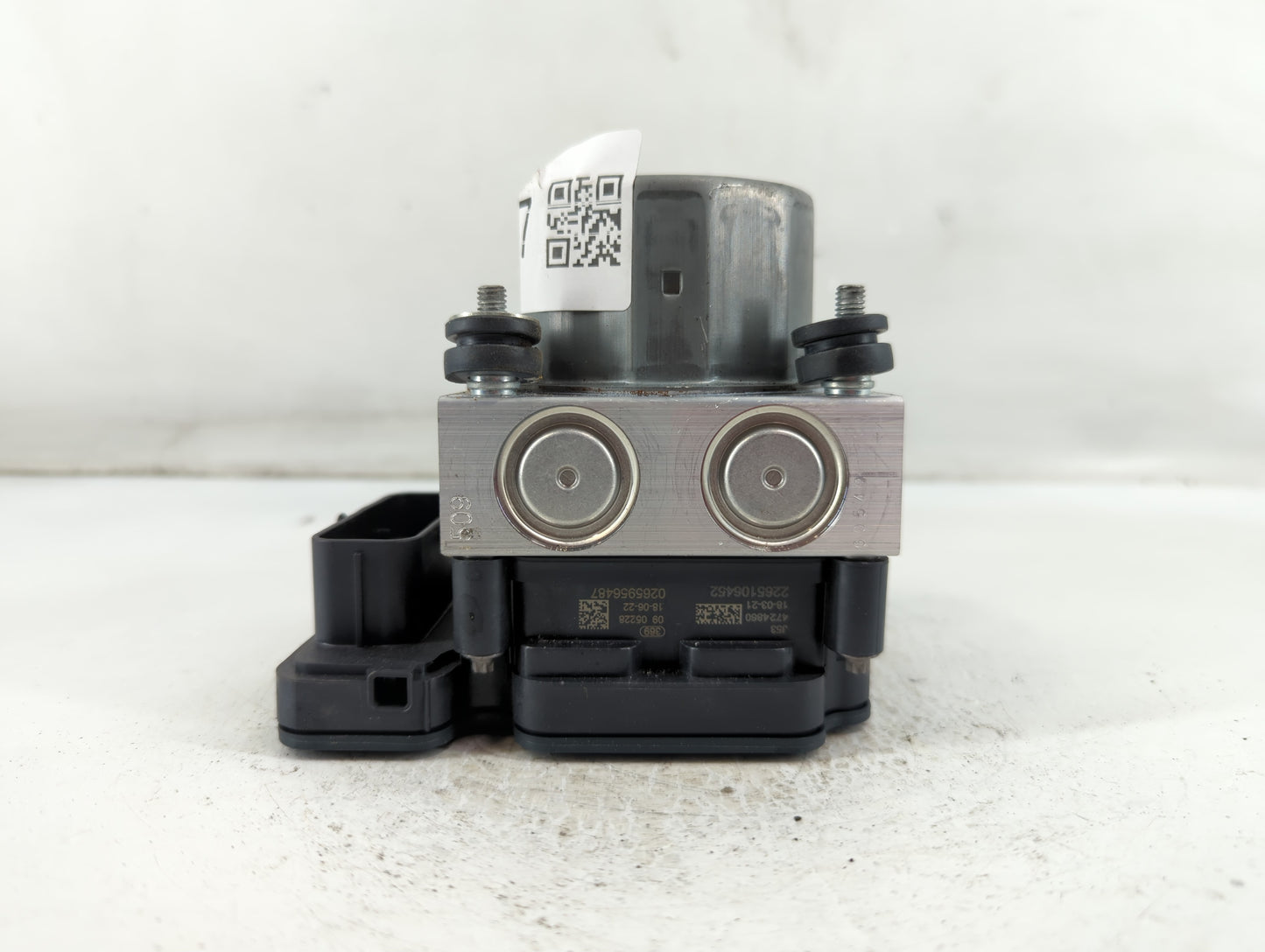 2018 Nissan Rogue ABS Pump Control Module Replacement P/N:47660 7FW2A Fits OEM Used Auto Parts - Oemusedautoparts1.com