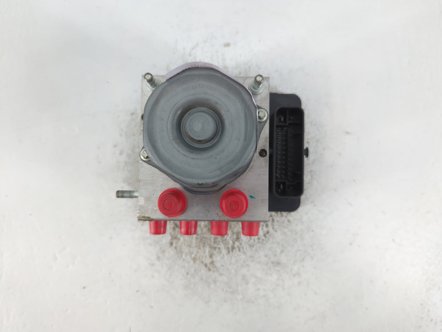 2018 Nissan Rogue ABS Pump Control Module Replacement P/N:269 829 Fits OEM Used Auto Parts - Oemusedautoparts1.com