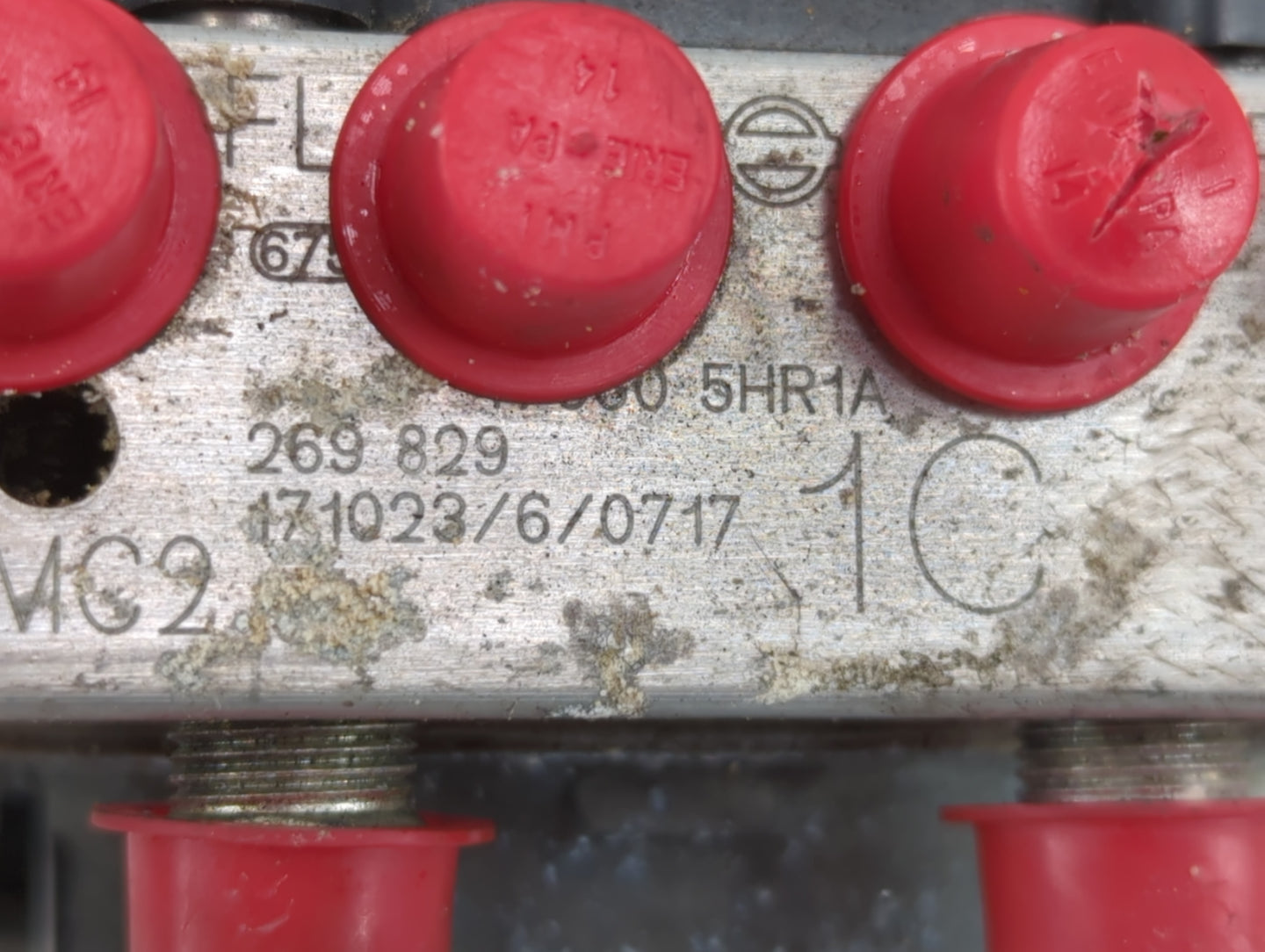 2018 Nissan Rogue ABS Pump Control Module Replacement P/N:269 829 Fits OEM Used Auto Parts - Oemusedautoparts1.com