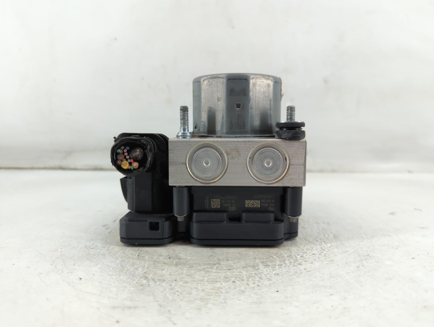 2018-2020 Nissan Rogue ABS Pump Control Module Replacement P/N:47660 9TF2A 269 829, 180225 Fits Fits 2018 2019 2020 OEM Used