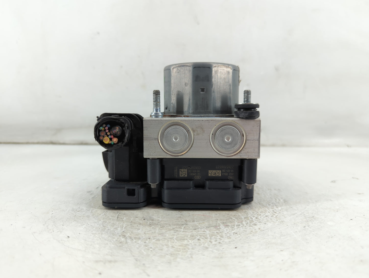 2018-2020 Nissan Rogue ABS Pump Control Module Replacement P/N:47660 9TF2A 269 829, 180225 Fits Fits 2018 2019 2020 OEM Used