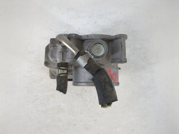 2017-2018 Nissan Rogue Sport Throttle Body P/N:4BA60-01 E Fits Fits 2017 2018 OEM Used Auto Parts