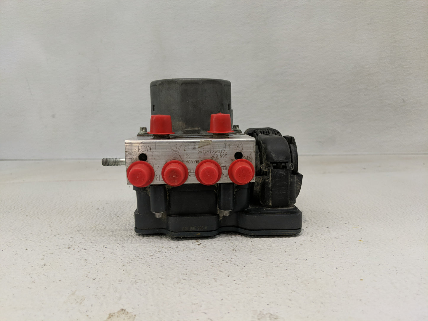 2018 Nissan Rogue Sport ABS Pump Control Module Replacement P/N:47660 6MA2A Fits OEM Used Auto Parts - Oemusedautoparts1.com