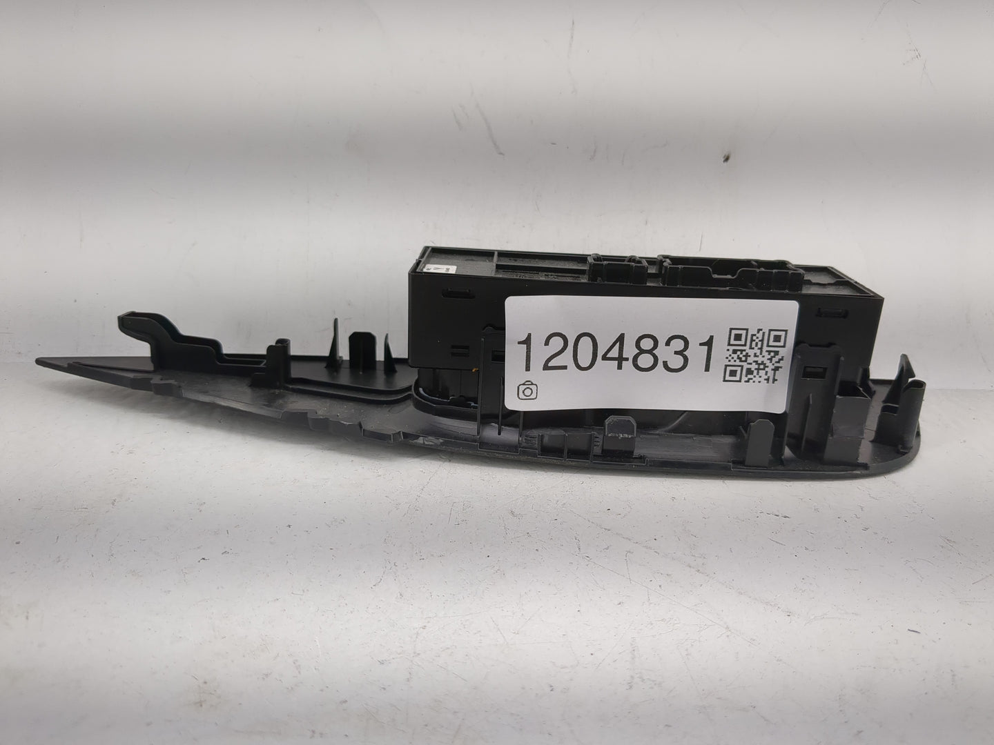 2017-2022 Nissan Rogue Sport Master Power Window Switch Replacement Driver Side Left P/N:25401 6MA0C Fits OEM Used Auto Part