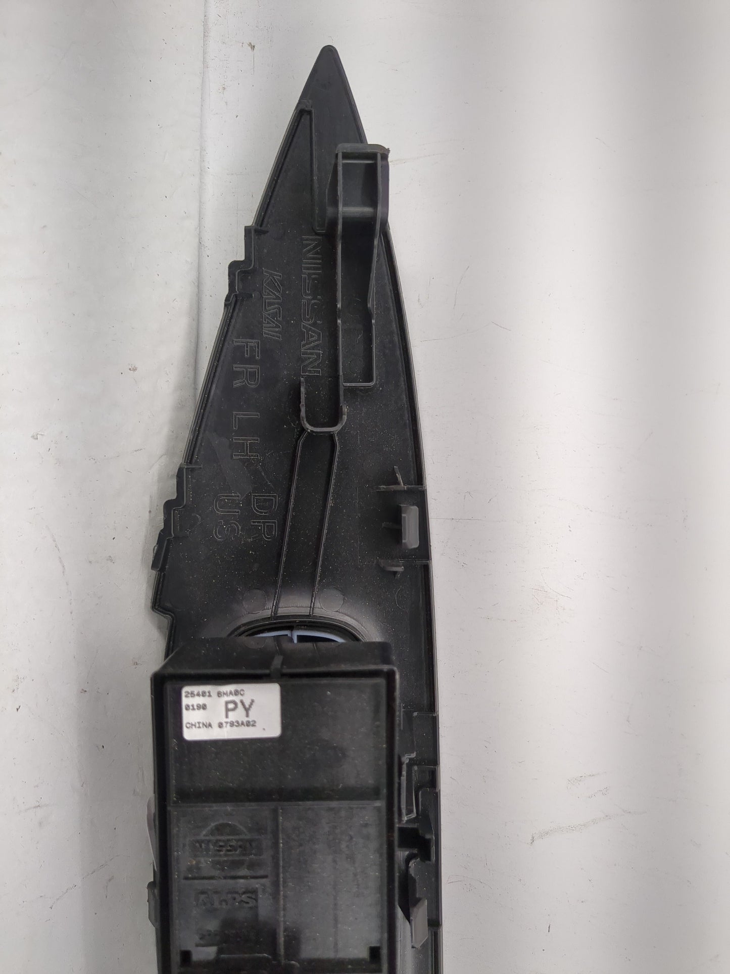 2017-2022 Nissan Rogue Sport Master Power Window Switch Replacement Driver Side Left P/N:25401 6MA0C Fits OEM Used Auto Part