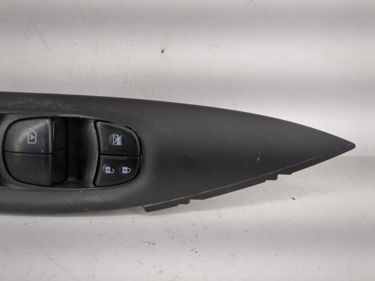2017-2022 Nissan Rogue Sport Master Power Window Switch Replacement Driver Side Left P/N:25401 6MA0C Fits OEM Used Auto Part