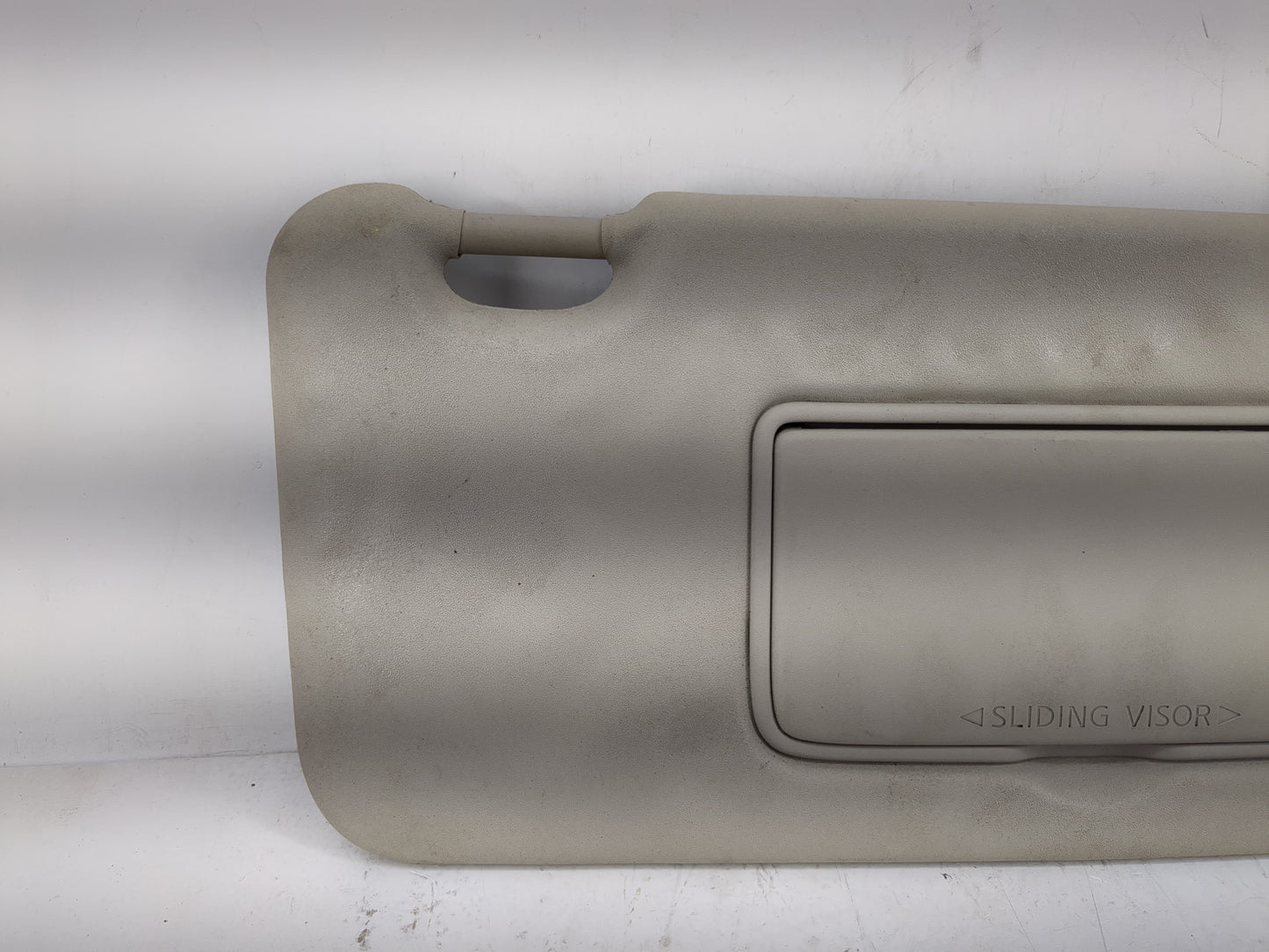 2017-2018 Nissan Rogue Sport Sun Visor Shade Replacement Passenger Right Mirror Fits Fits 2017 2018 OEM Used Auto Parts - Oe