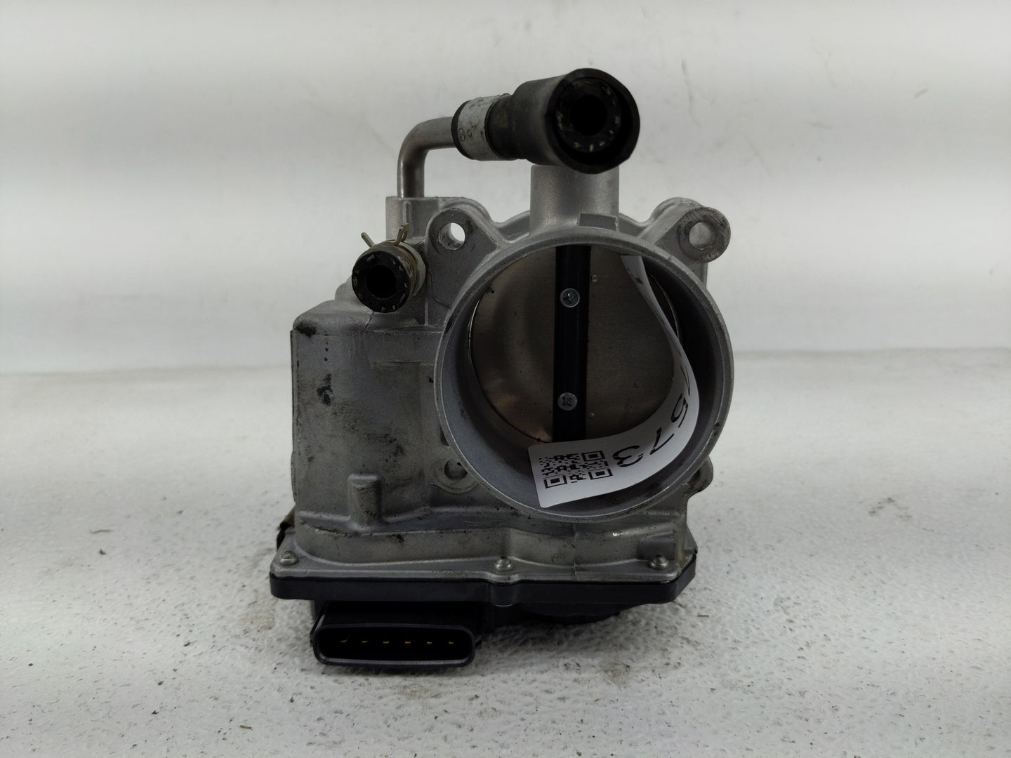 2017-2018 Nissan Rogue Sport Throttle Body P/N:4BA60-01 E Fits Fits 2017 2018 OEM Used Auto Parts - Oemusedautoparts1.com
