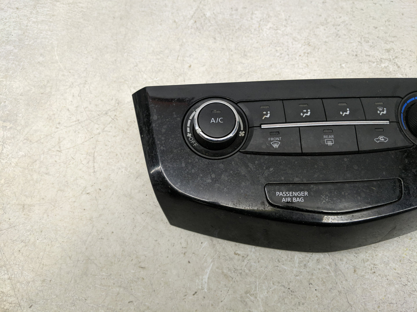 2017-2022 Nissan Rogue Sport Climate Control Module Temperature AC/Heater Replacement P/N:275007FA0A-G Fits OEM Used Auto Pa