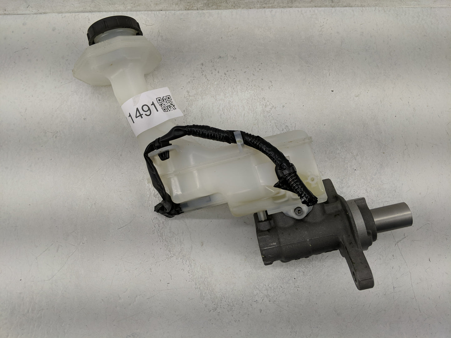 2017-2022 Nissan Rogue Sport Brake Master Cylinder 1311491 - Oemusedautoparts1.com