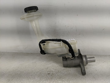 2017-2022 Nissan Rogue Sport Brake Master Cylinder - Oemusedautoparts1.com