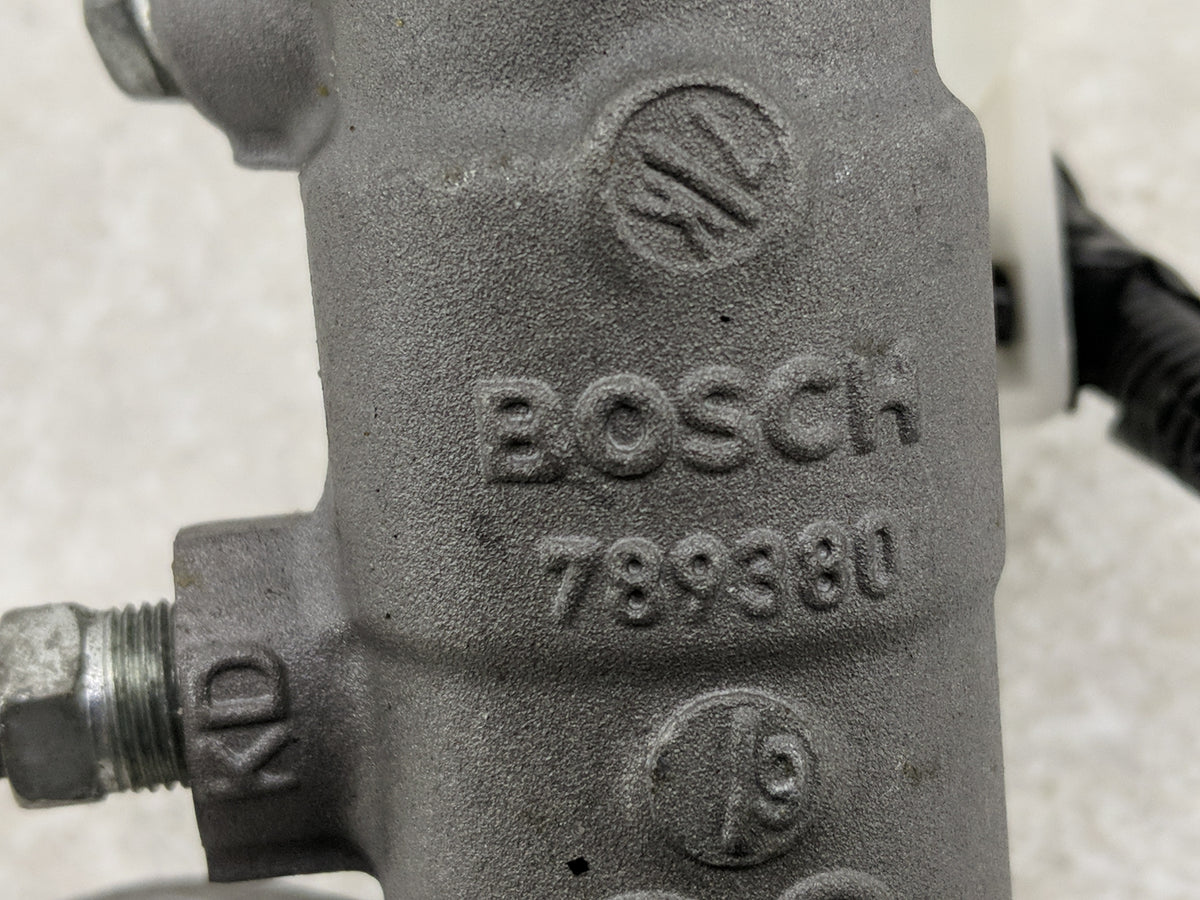 2017-2022 Nissan Rogue Sport Brake Master Cylinder 1313908 - Oemusedautoparts1.com
