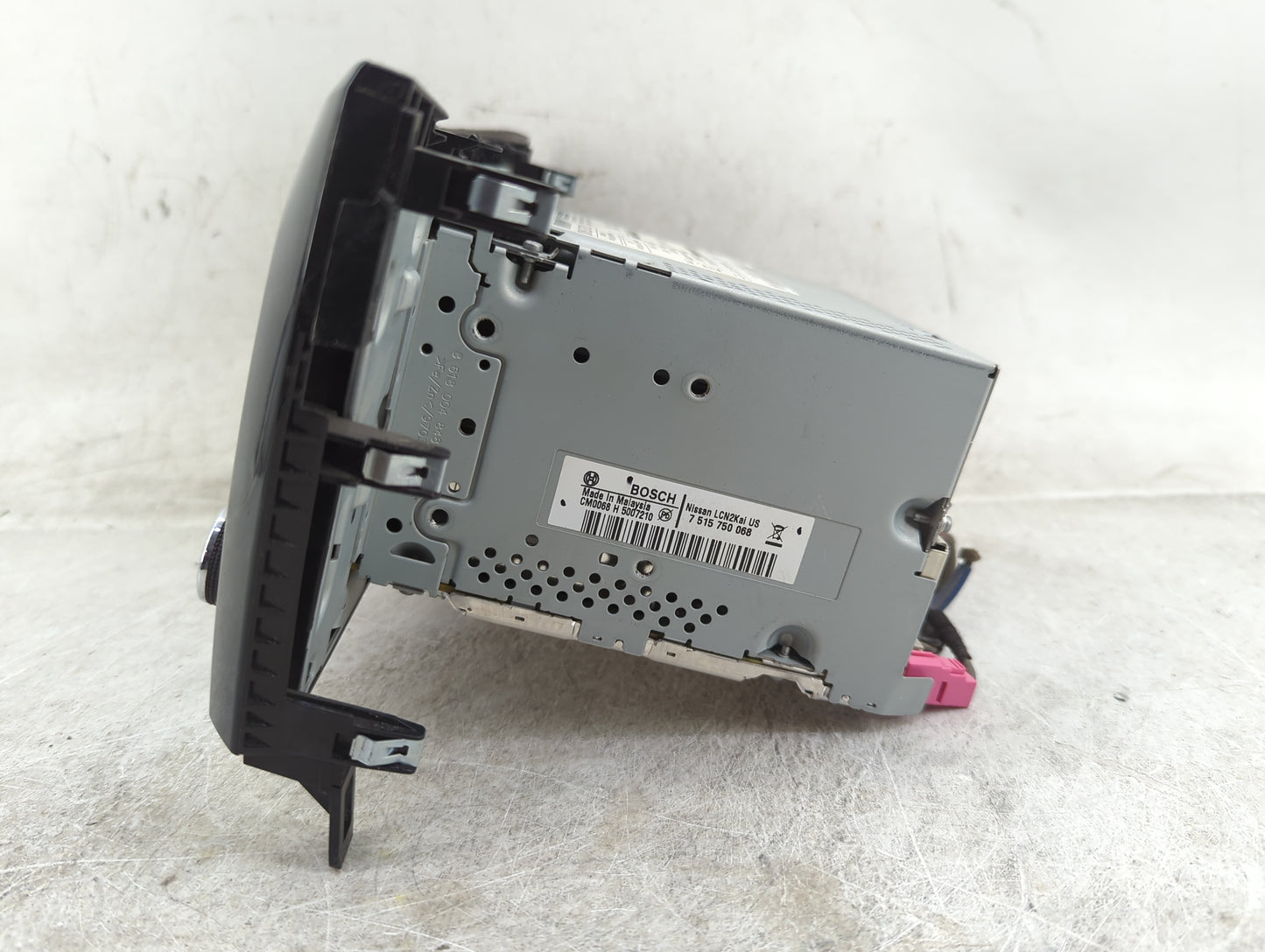 2018 Nissan Rogue Sport Radio AM FM Cd Player Receiver Replacement P/N:7 515 750 068 Fits OEM Used Auto Parts - Oemusedautop