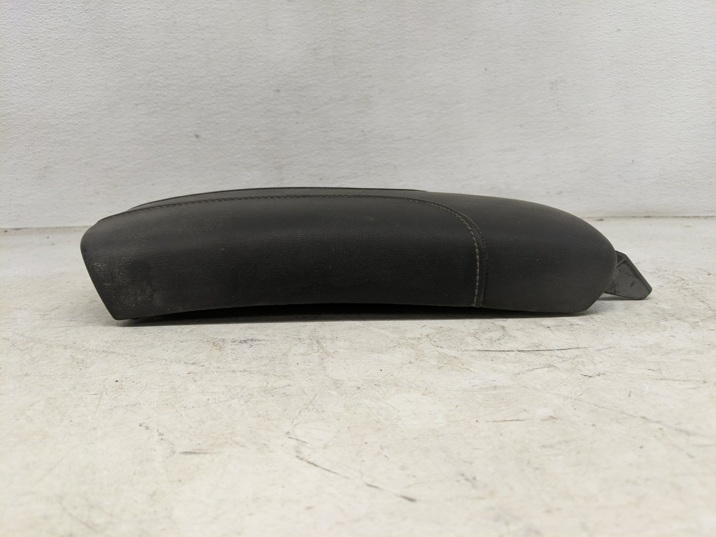 2018 Nissan Rogue Sport Center Console Armrest Cover Lid Fits OEM Used Auto Parts - Oemusedautoparts1.com