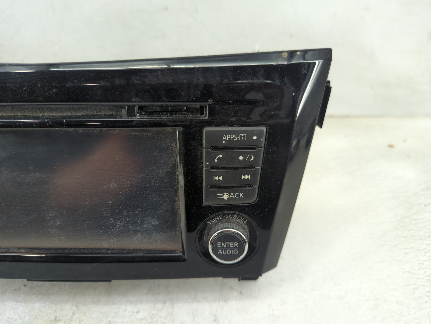 2018 Nissan Rogue Sport Radio AM FM Cd Player Receiver Replacement P/N:259156MA0A 7 515 750 068 Fits OEM Used Auto Parts - O