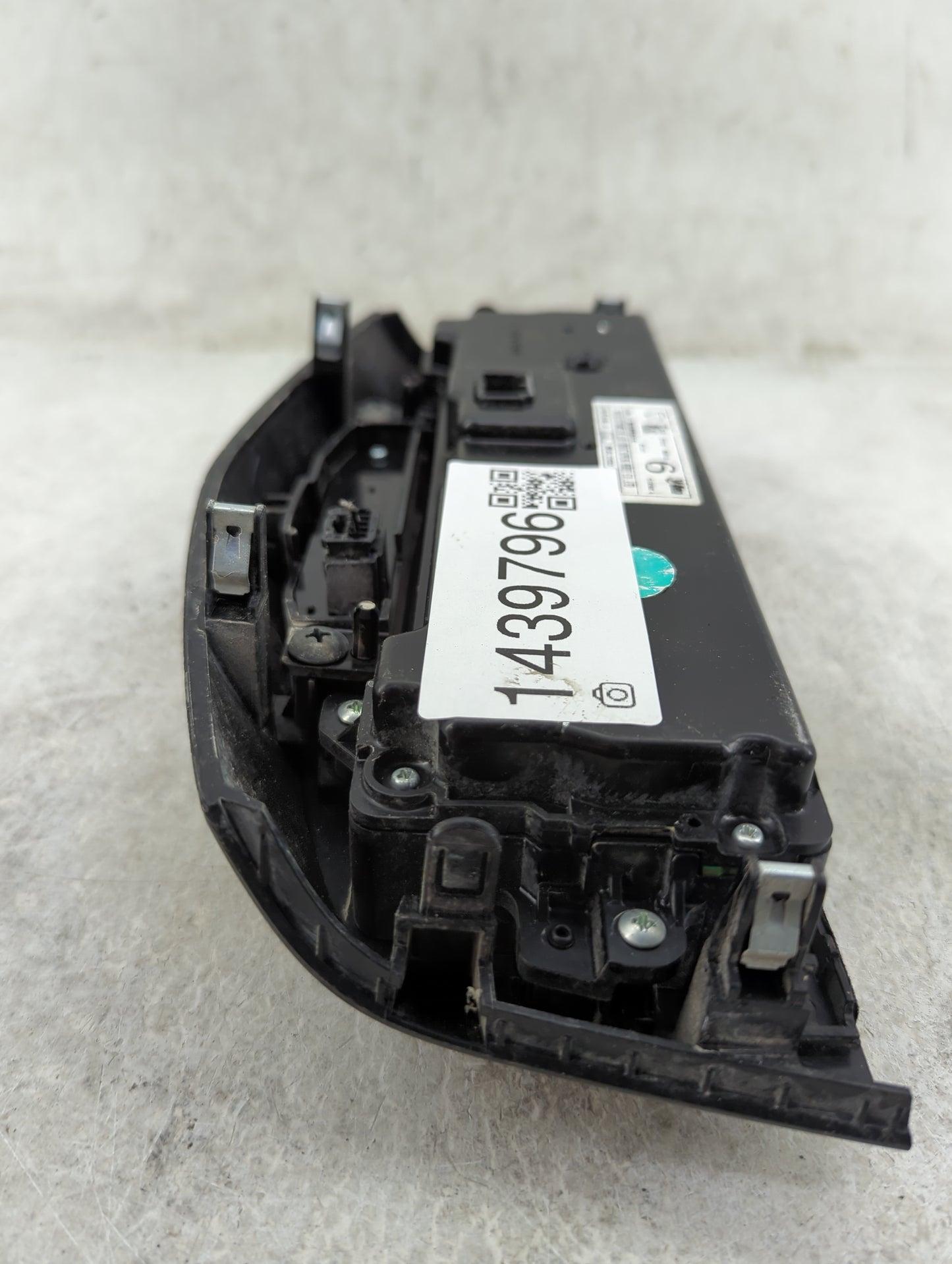 2017-2022 Nissan Rogue Sport Climate Control Module Temperature AC/Heater Replacement P/N:27500 6MA0A Fits OEM Used Auto Par