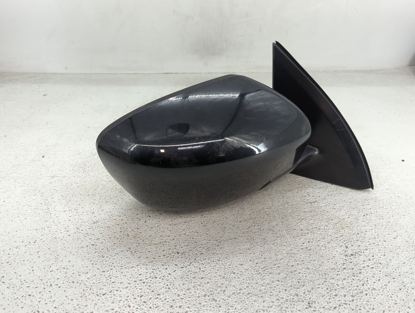 2017-2022 Nissan Rogue Sport Passenger Side View Mirror - Right Door Mirror OEM Used - Oemusedautoparts1.com