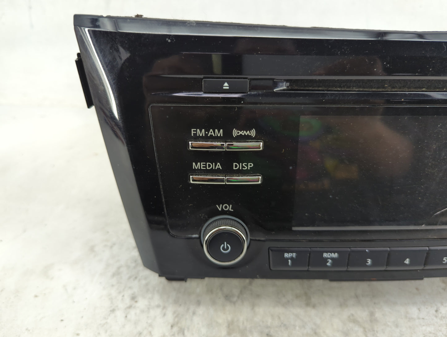 2017-2018 Nissan Rogue Sport Radio AM FM Cd Player Receiver Replacement P/N:281856MA0A CV-CN57N0AD Fits Fits 2017 2018 OEM U