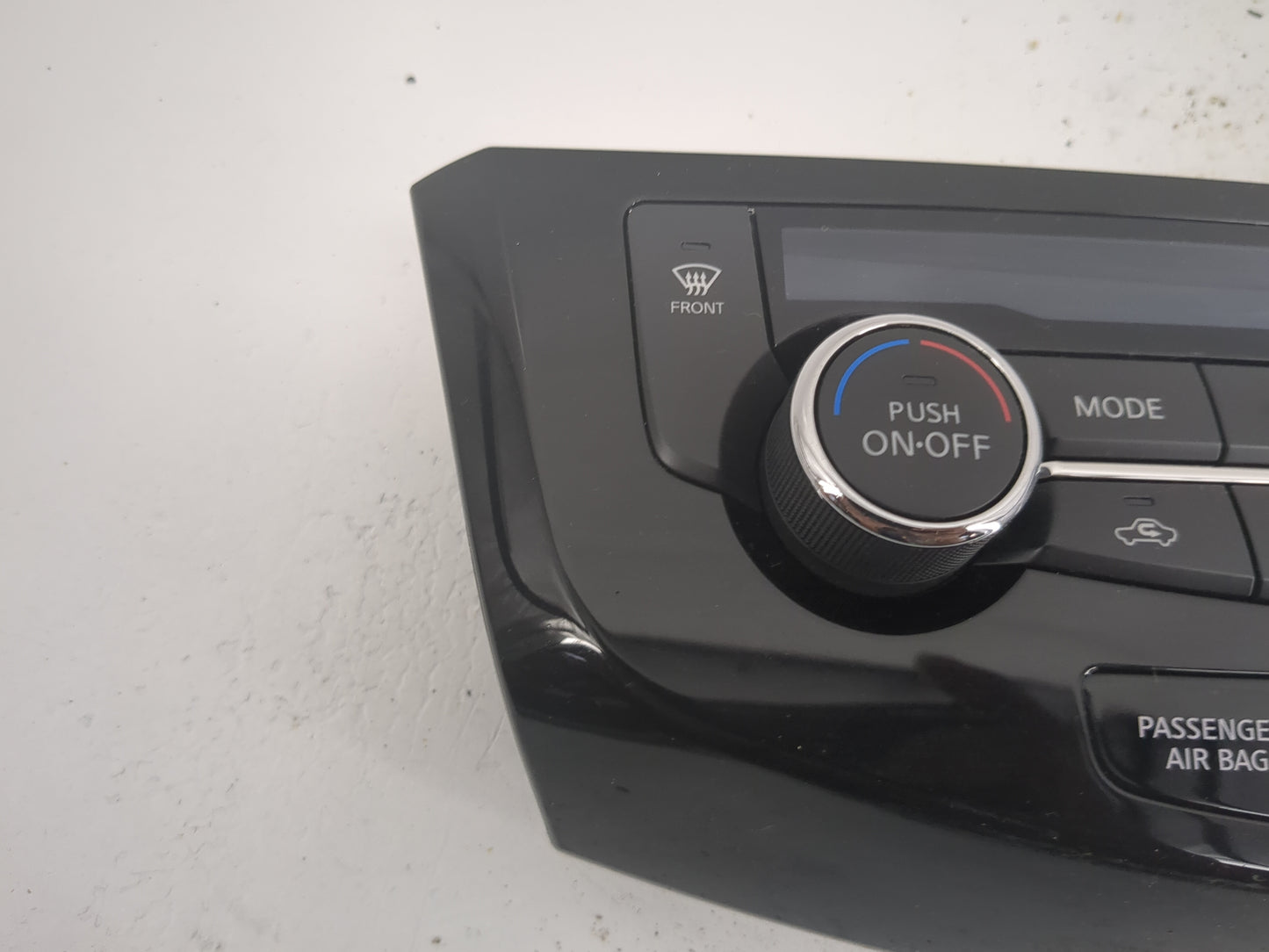 2017-2022 Nissan Rogue Sport Climate Control Module Temperature AC/Heater Replacement P/N:27500 6MA0A Fits OEM Used Auto Par