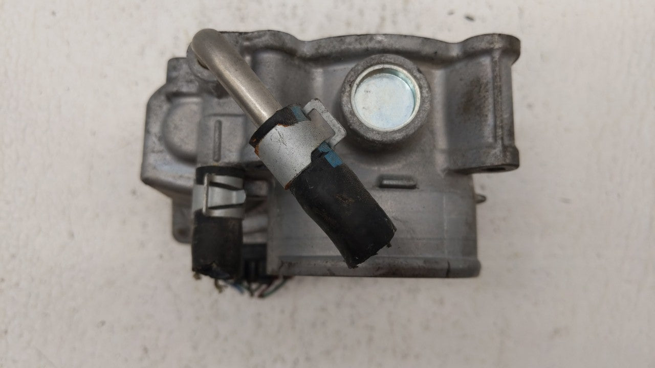 2017-2018 Nissan Rogue Sport Throttle Body P/N:4BA60-01 4BA60-01 E Fits Fits 2017 2018 OEM Used Auto Parts - Oemusedautopart