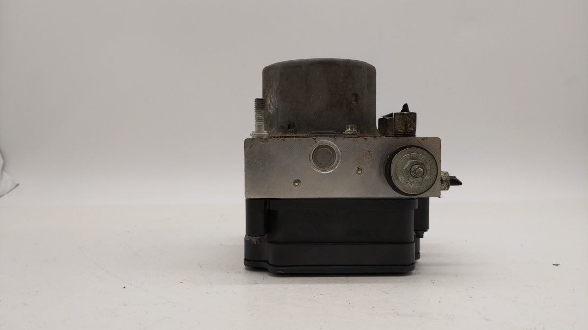 2018 Nissan Rogue Sport Anti-Lock Brake ABS Pump Module Actuator OEM P/N:47660 6MA4A Fits OEM Used Auto Parts - Oemusedautop
