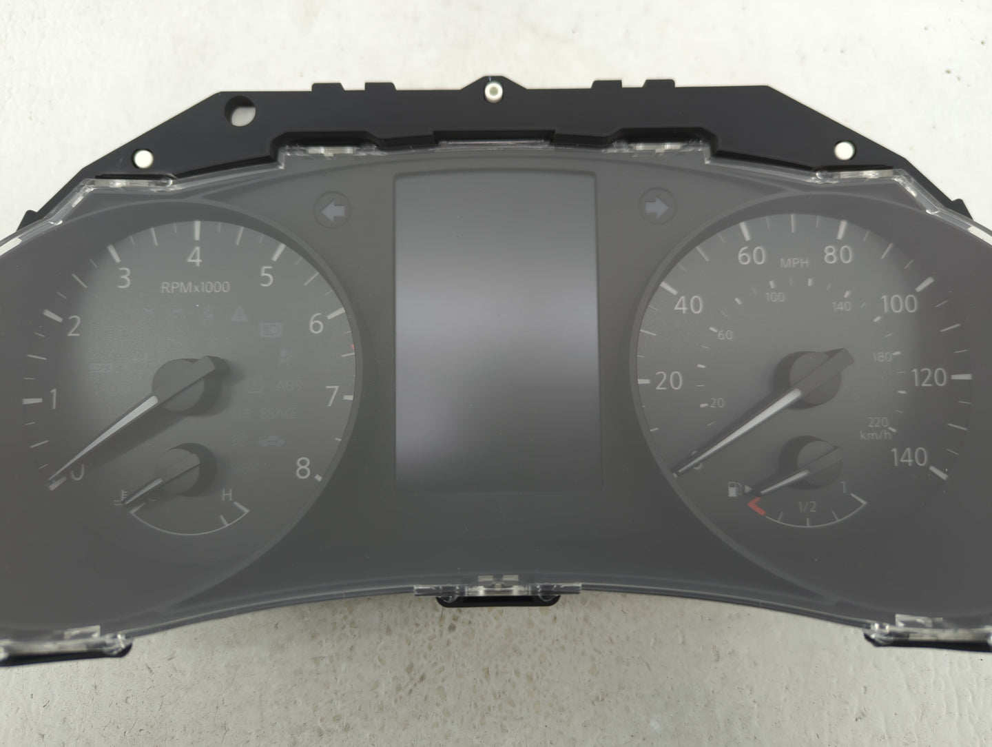 2017-2018 Nissan Rogue Sport Instrument Cluster Speedometer Gauges P/N:6MA1A/KLJH 6MA1A/405W, 6MA1A/GKS9 Fits Fits 2017 2018