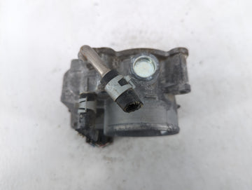 2017-2018 Nissan Rogue Sport Throttle Body P/N:4BA60-01 E Fits Fits 2017 2018 OEM Used Auto Parts