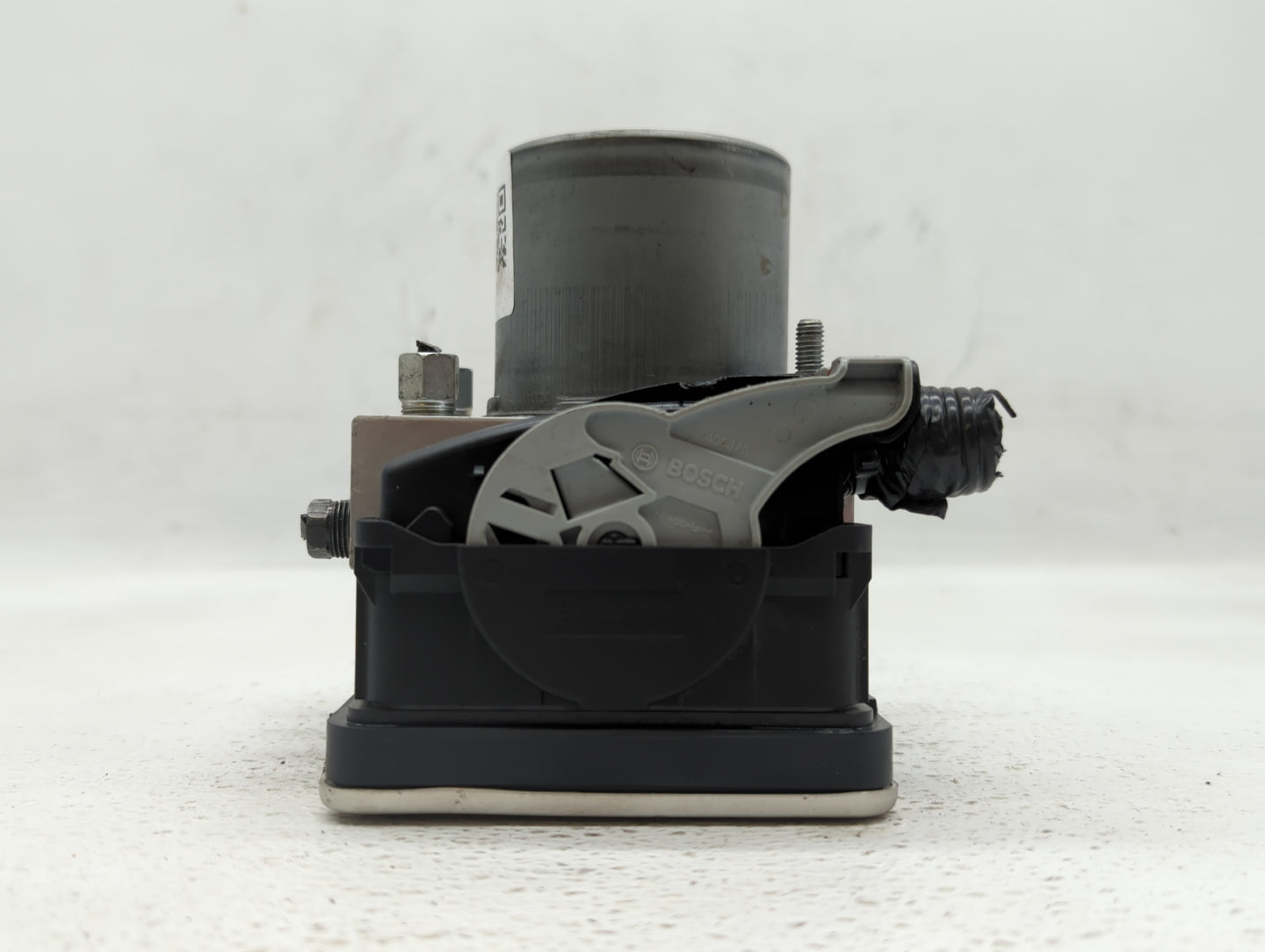 2018 Nissan Rogue Sport ABS Pump Control Module Replacement P/N:47660 6MG2A 47660 6MA2A Fits OEM Used Auto Parts - Oemusedau