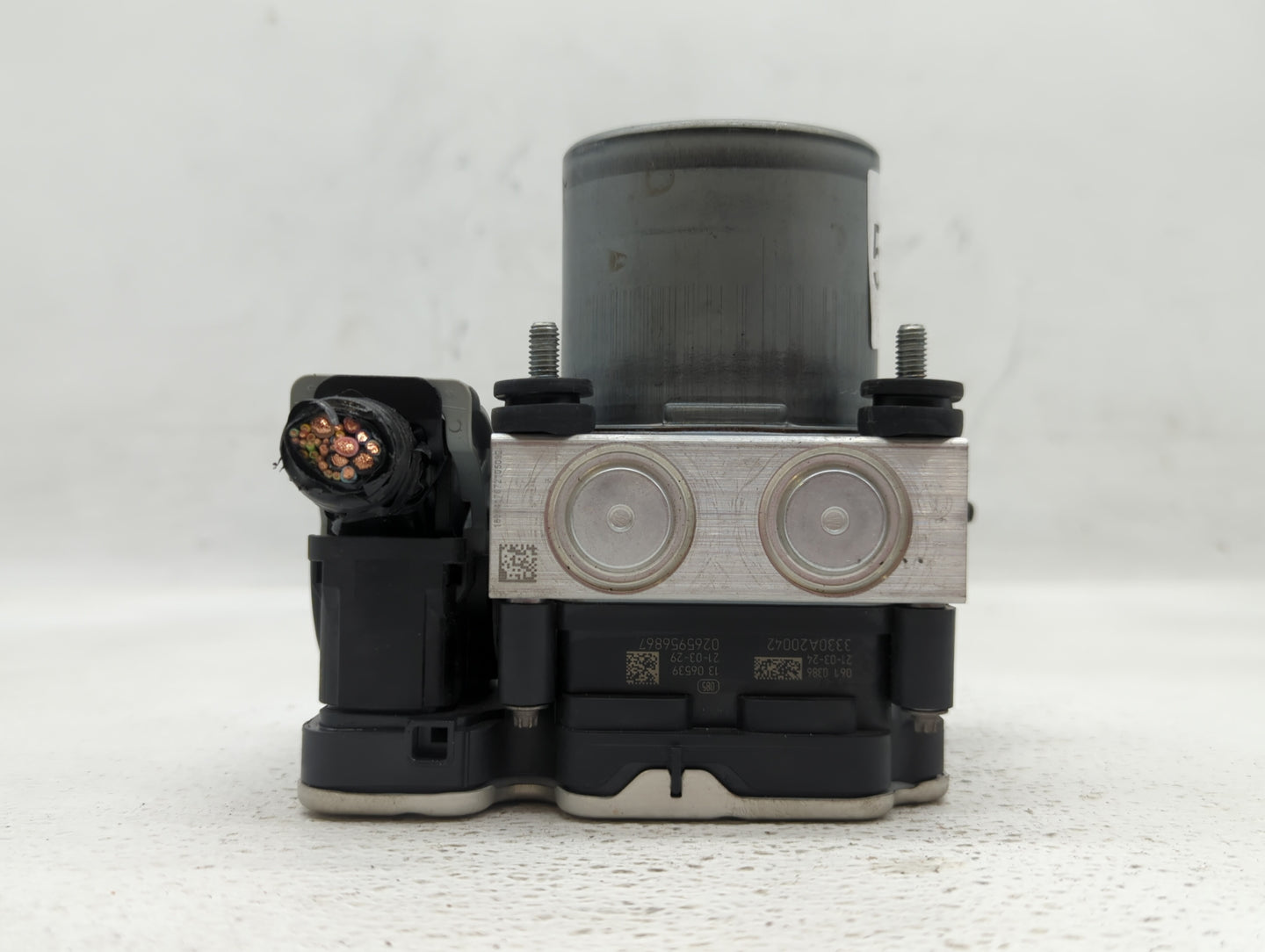 2018 Nissan Rogue Sport ABS Pump Control Module Replacement P/N:47660 6MG2A 47660 6MA2A Fits OEM Used Auto Parts - Oemusedau