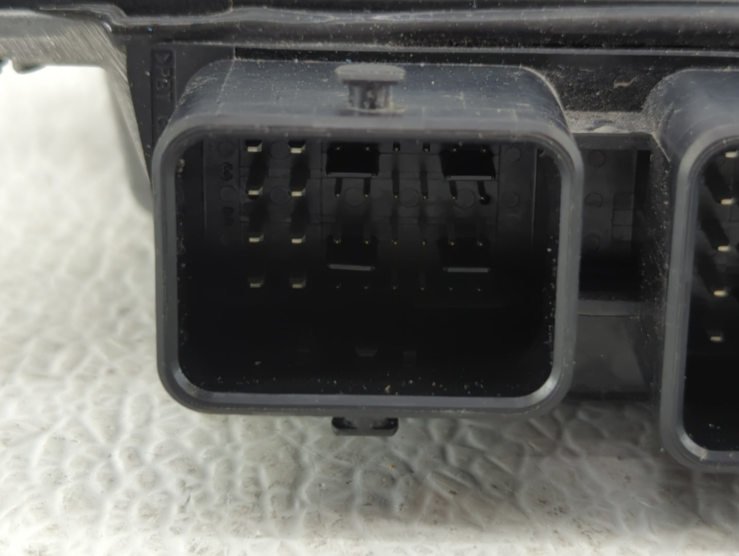 2018-2022 Nissan Rogue Sport PCM Engine Control Computer ECU ECM PCU OEM P/N:NEC051-676 NEC025-661 Fits OEM Used Auto Parts 