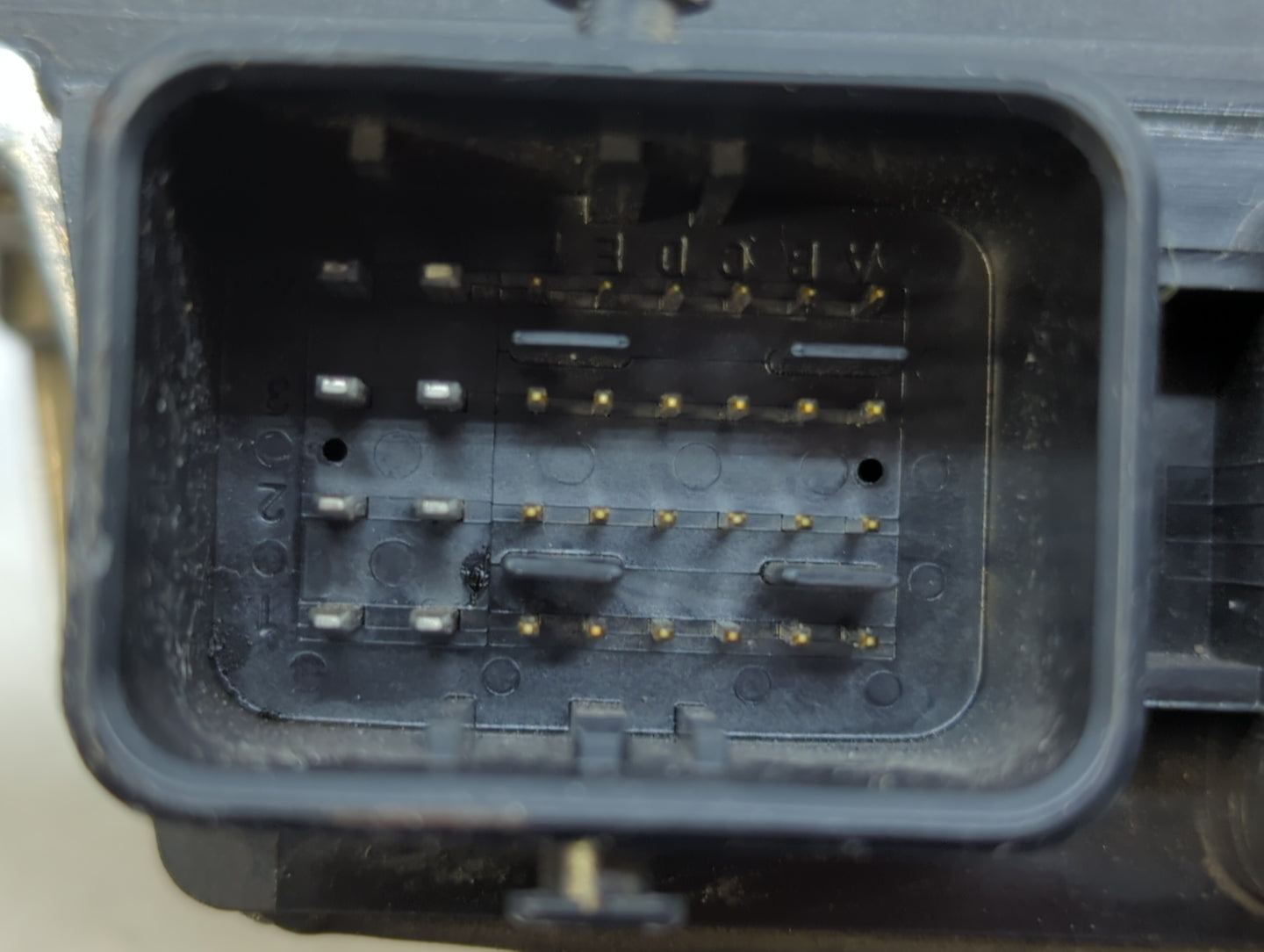 2018 Nissan Rogue Sport PCM Engine Control Computer ECU ECM PCU OEM P/N:BED43J-000 A1 Fits OEM Used Auto Parts - Oemusedauto