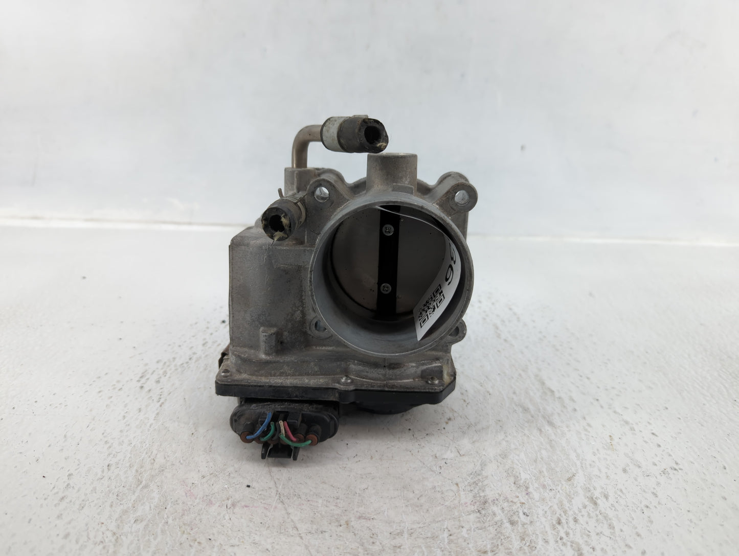 2017-2018 Nissan Rogue Sport Throttle Body P/N:4BA60-01 E Fits Fits 2017 2018 OEM Used Auto Parts - Oemusedautoparts1.com