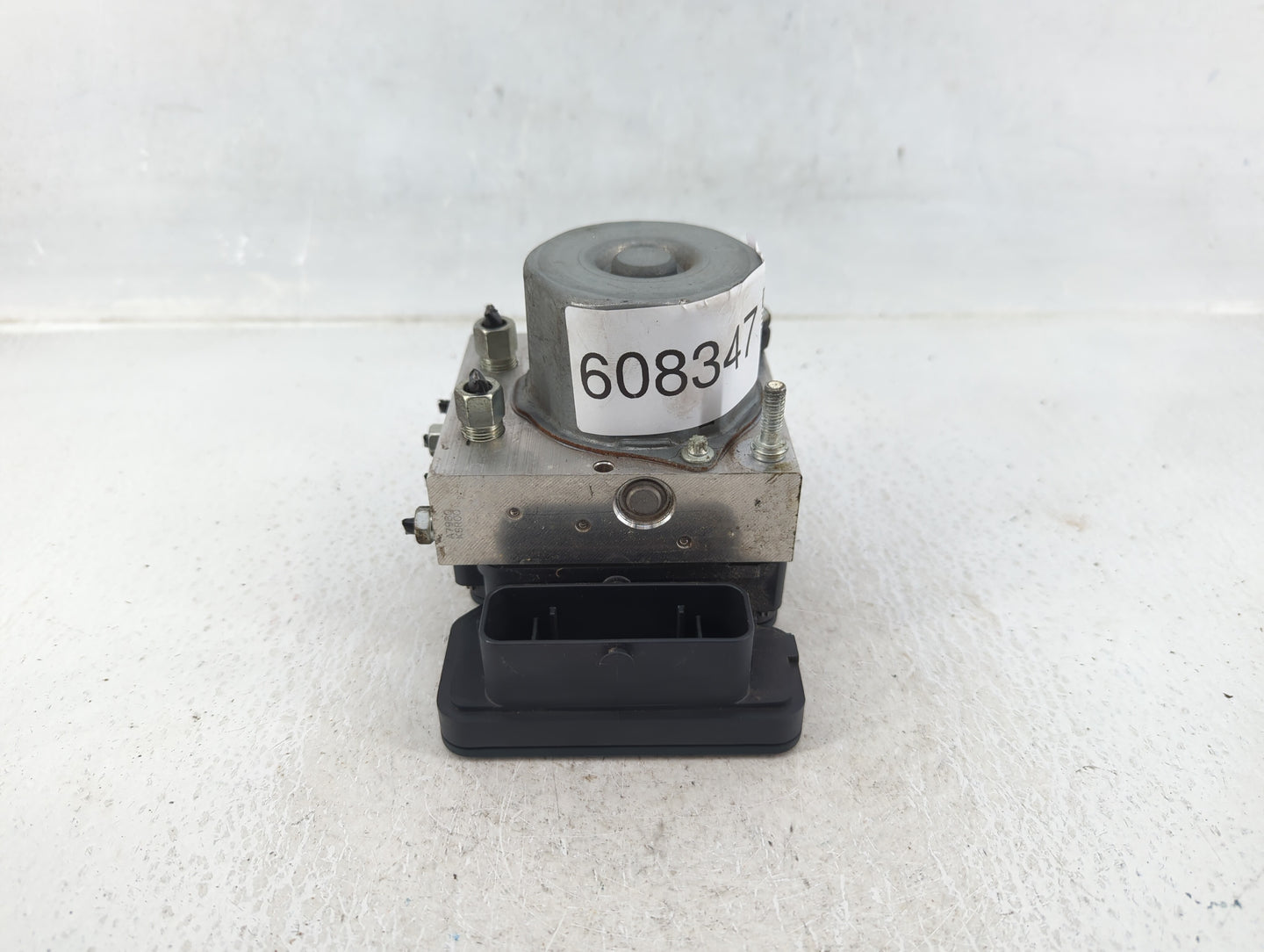 2018 Nissan Rogue Sport ABS Pump Control Module Replacement P/N:47660 6MG2A 47660 6MA2A Fits OEM Used Auto Parts - Oemusedau