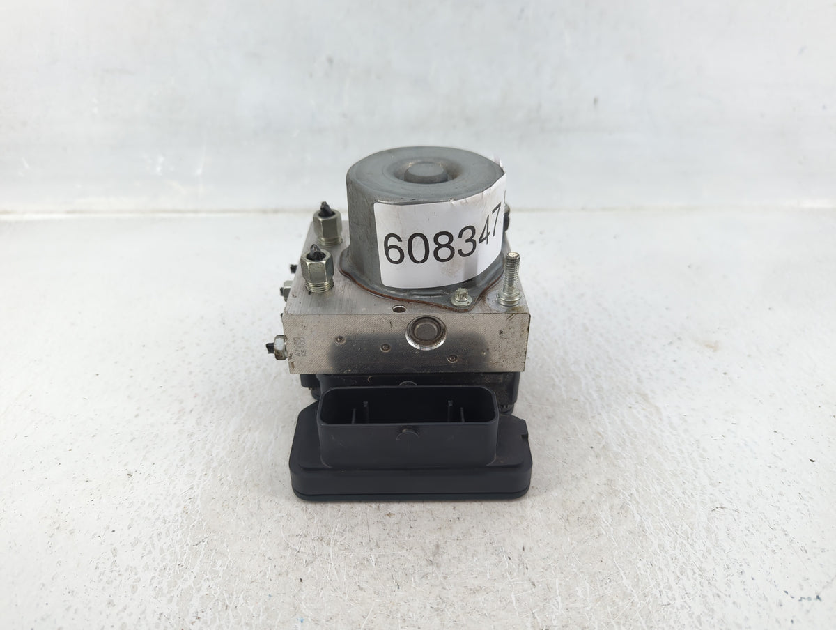 2018 Nissan Rogue Sport Anti-Lock Brake ABS Pump Module Actuator OEM P/N:47660 6MG2A 47660 6MA2A Fits OEM Used Auto Parts - 