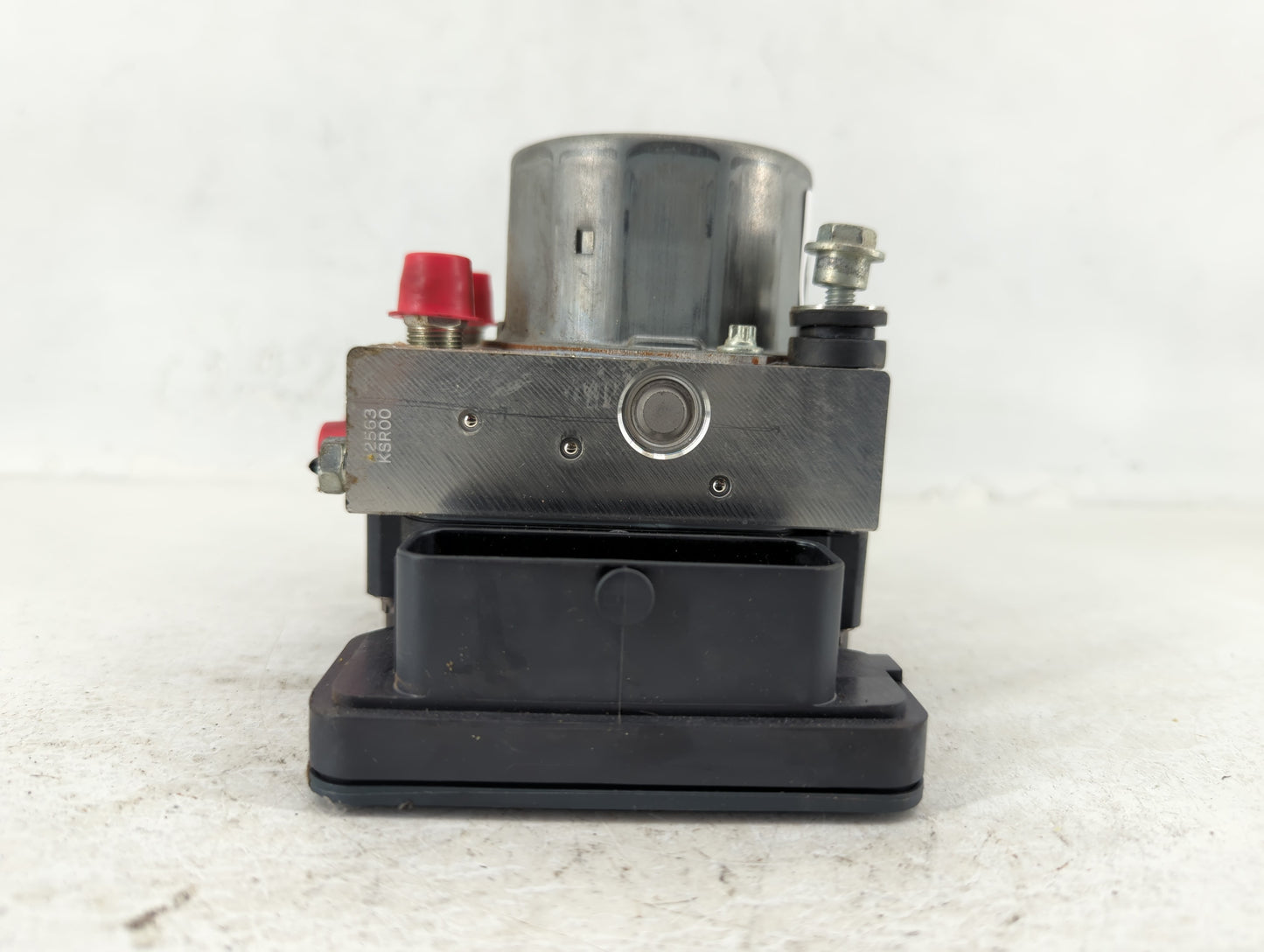 2018 Nissan Rogue Sport ABS Pump Control Module Replacement P/N:47660 6MA2A Fits OEM Used Auto Parts - Oemusedautoparts1.com
