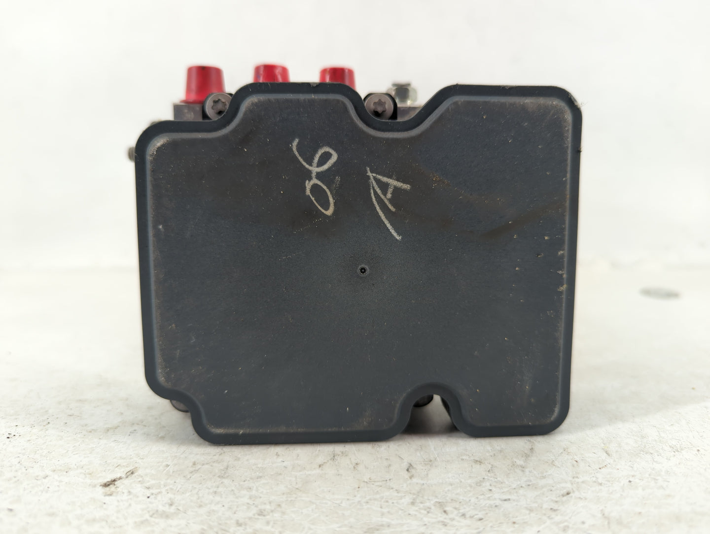 2018 Nissan Rogue Sport ABS Pump Control Module Replacement P/N:47660 6MA2A Fits OEM Used Auto Parts - Oemusedautoparts1.com