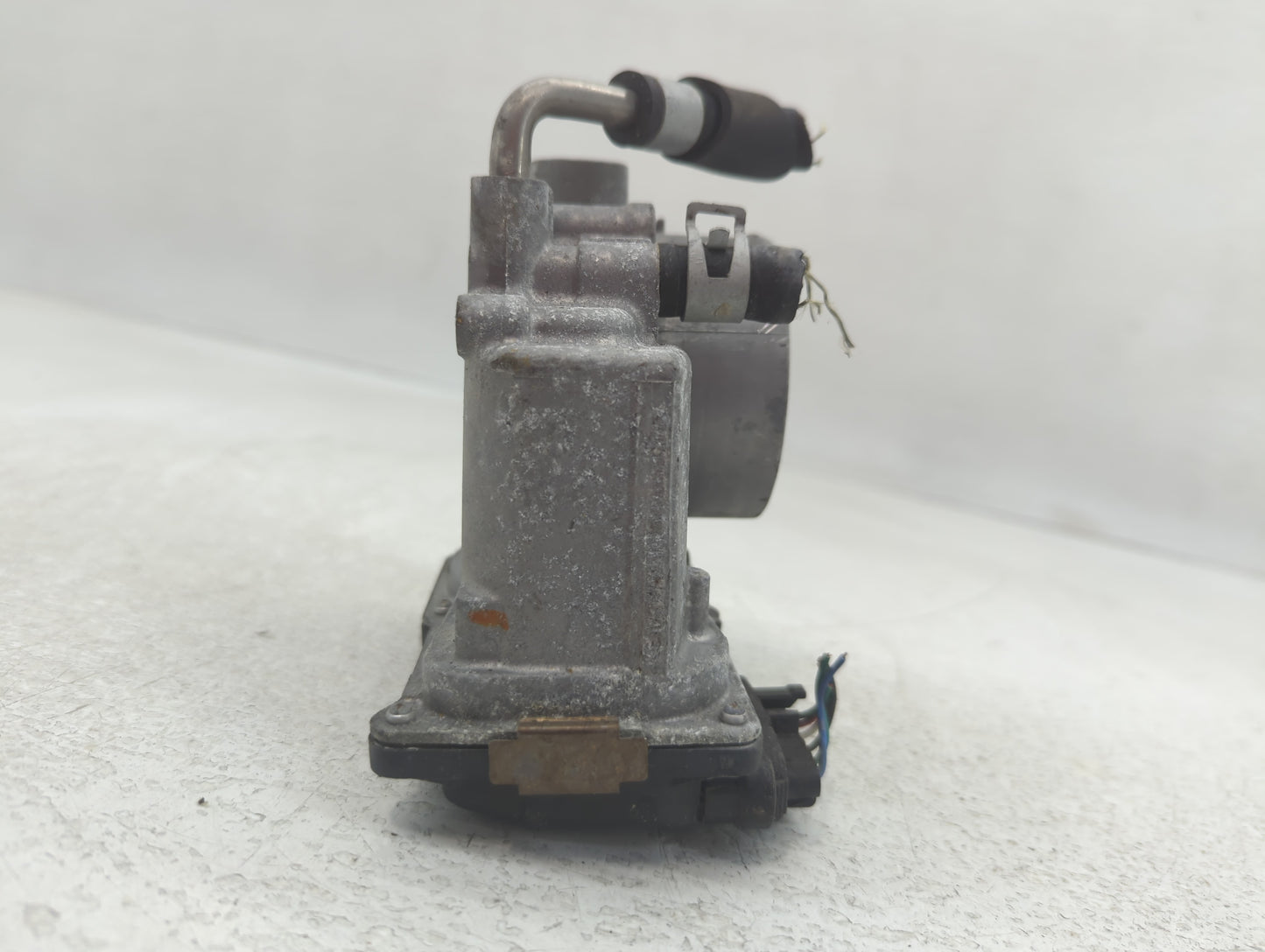2018-2022 Nissan Rogue Sport Throttle Body P/N:4BA60-01 E Fits Fits 2018 2019 2020 2021 2022 OEM Used Auto Parts - Oemusedau