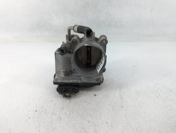 2017-2018 Nissan Rogue Sport Throttle Body P/N:4BA60-01 E Fits Fits 2017 2018 OEM Used Auto Parts - Oemusedautoparts1.com