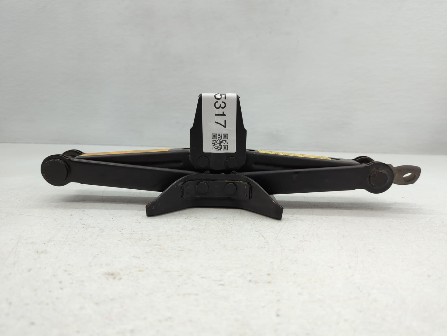 2018 Nissan Rogue Sport Spare Scissor Car Jack - Oemusedautoparts1.com