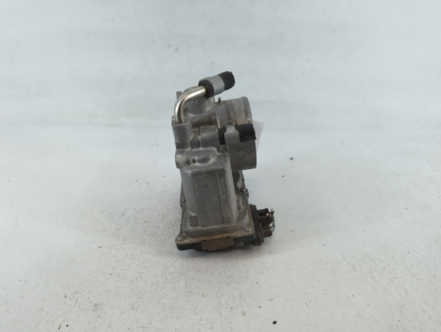 2018-2022 Nissan Rogue Sport Throttle Body P/N:4BA60-01 F Fits Fits 2018 2019 2020 2021 2022 OEM Used Auto Parts - Oemusedau