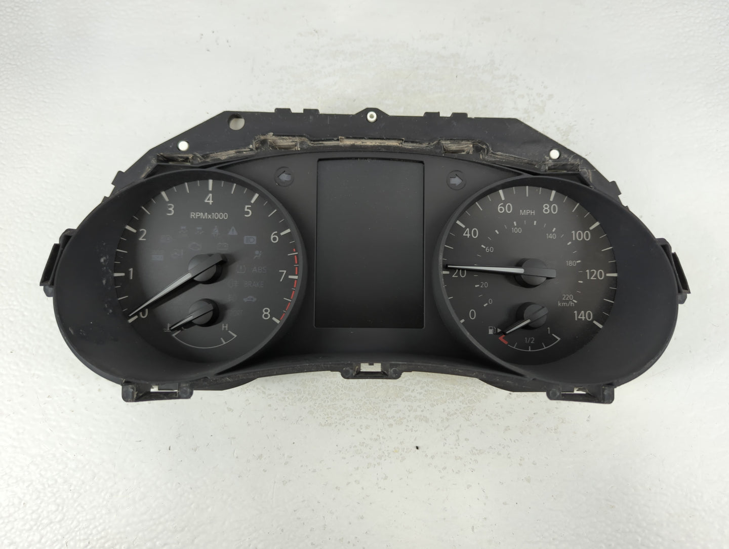 2017-2018 Nissan Rogue Sport Instrument Cluster Speedometer Gauges P/N:180730 0289 6MA1A Fits Fits 2017 2018 OEM Used Auto P
