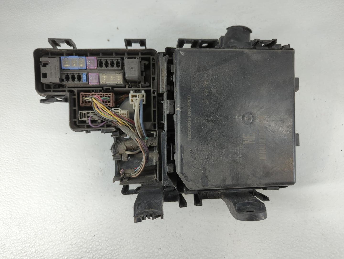 2017-2022 Nissan Rogue Sport Fusebox Fuse Box Panel Relay Module P/N:284B7 5NA0B Fits Fits 2017 2018 2019 2020 2021 2022 OEM