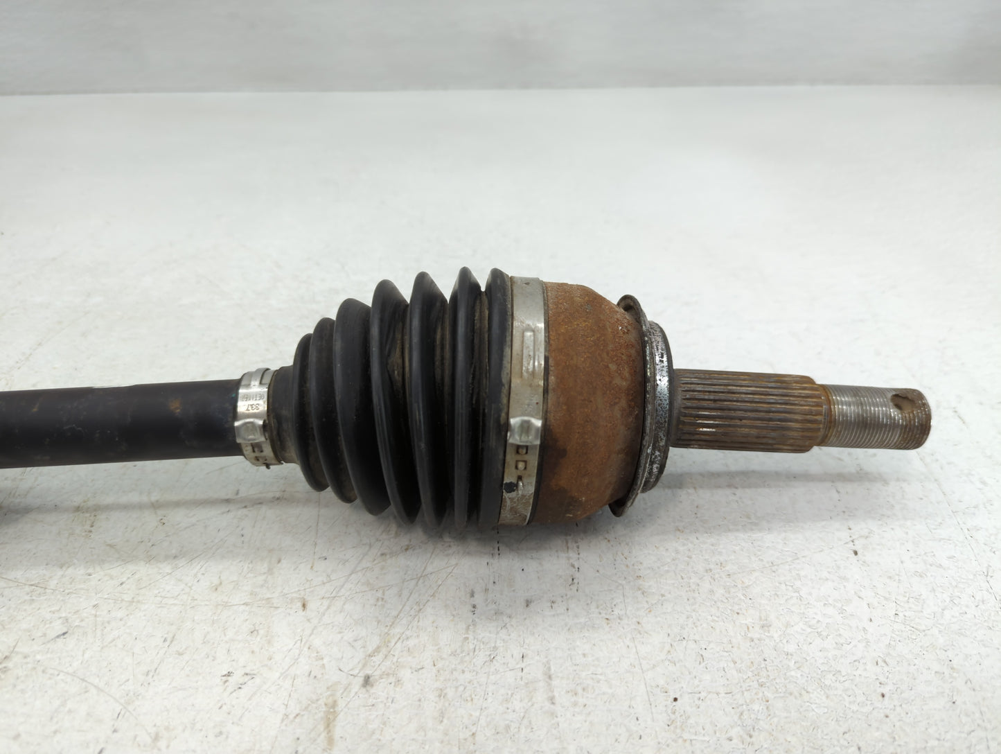 2017-2019 Nissan Rogue Sport Axle Shaft Front Driver Cv C/v - Oemusedautoparts1.com