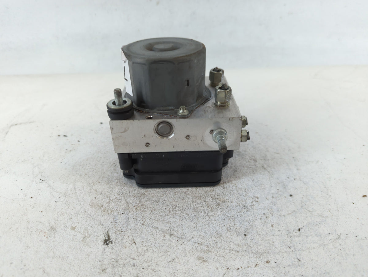 2018 Nissan Rogue Sport Anti-Lock Brake ABS Pump Module Actuator OEM P/N:47660 6MA2A Fits OEM Used Auto Parts - Oemusedautop