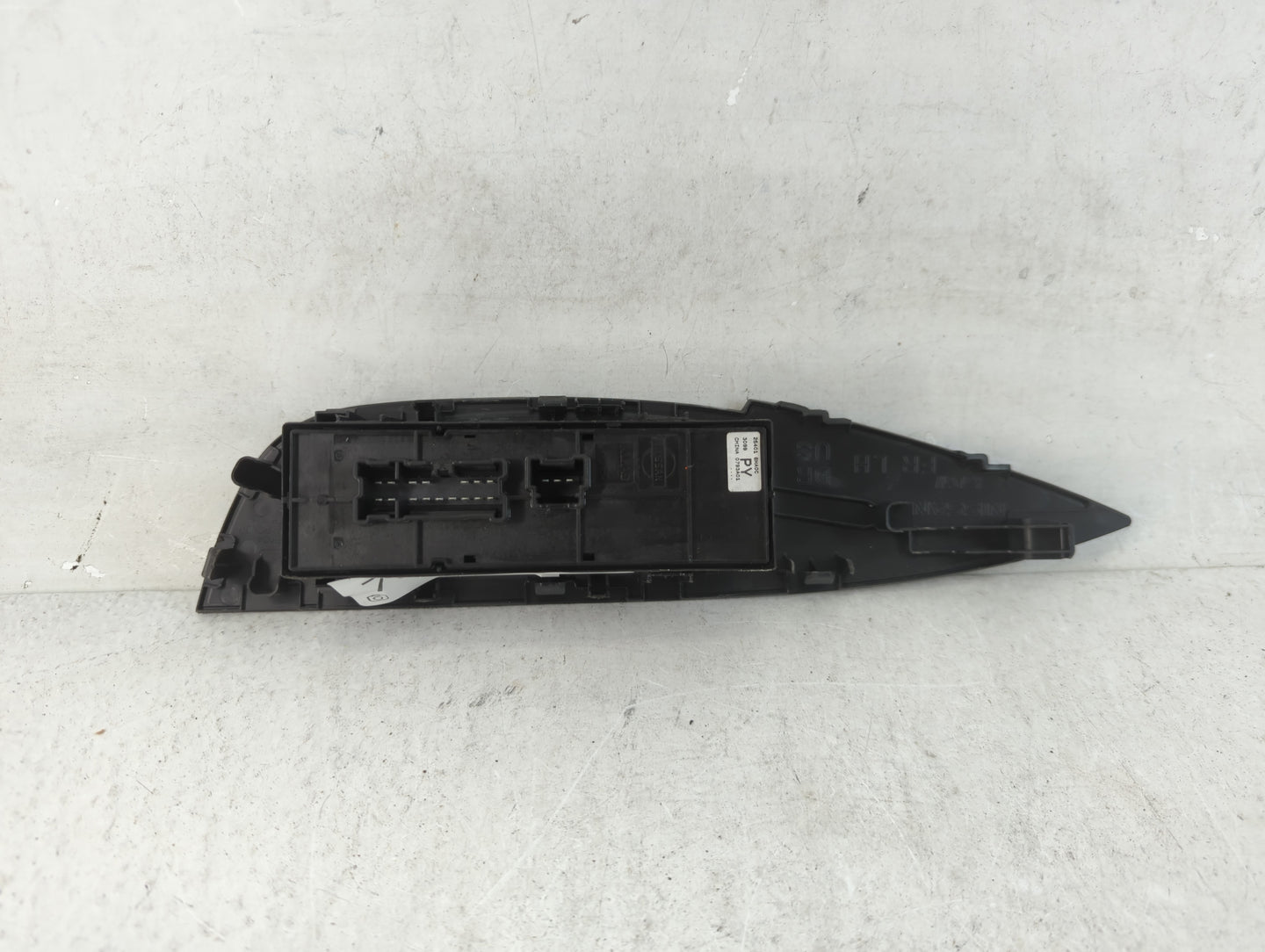 2017-2022 Nissan Rogue Sport Master Power Window Switch Replacement Driver Side Left P/N:25401 6MA0C Fits OEM Used Auto Part